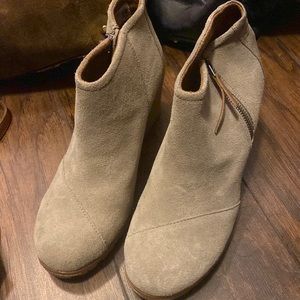 Great for e cute booties…. I